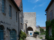 Charroux